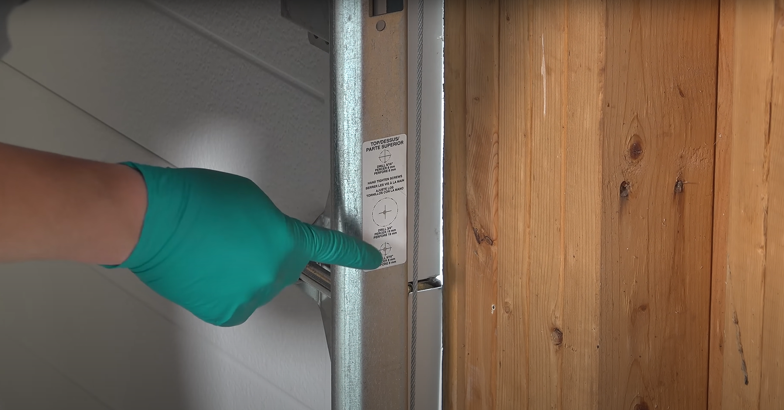 Off-Track Garage Door Realignment Leisureville FL